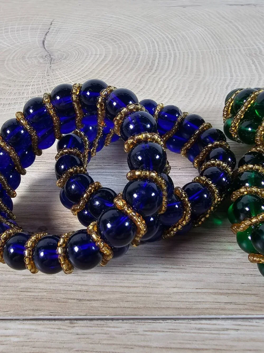 Pier 1 Beaded Napkin Rings Set of 6 Blue Green Gold Tone